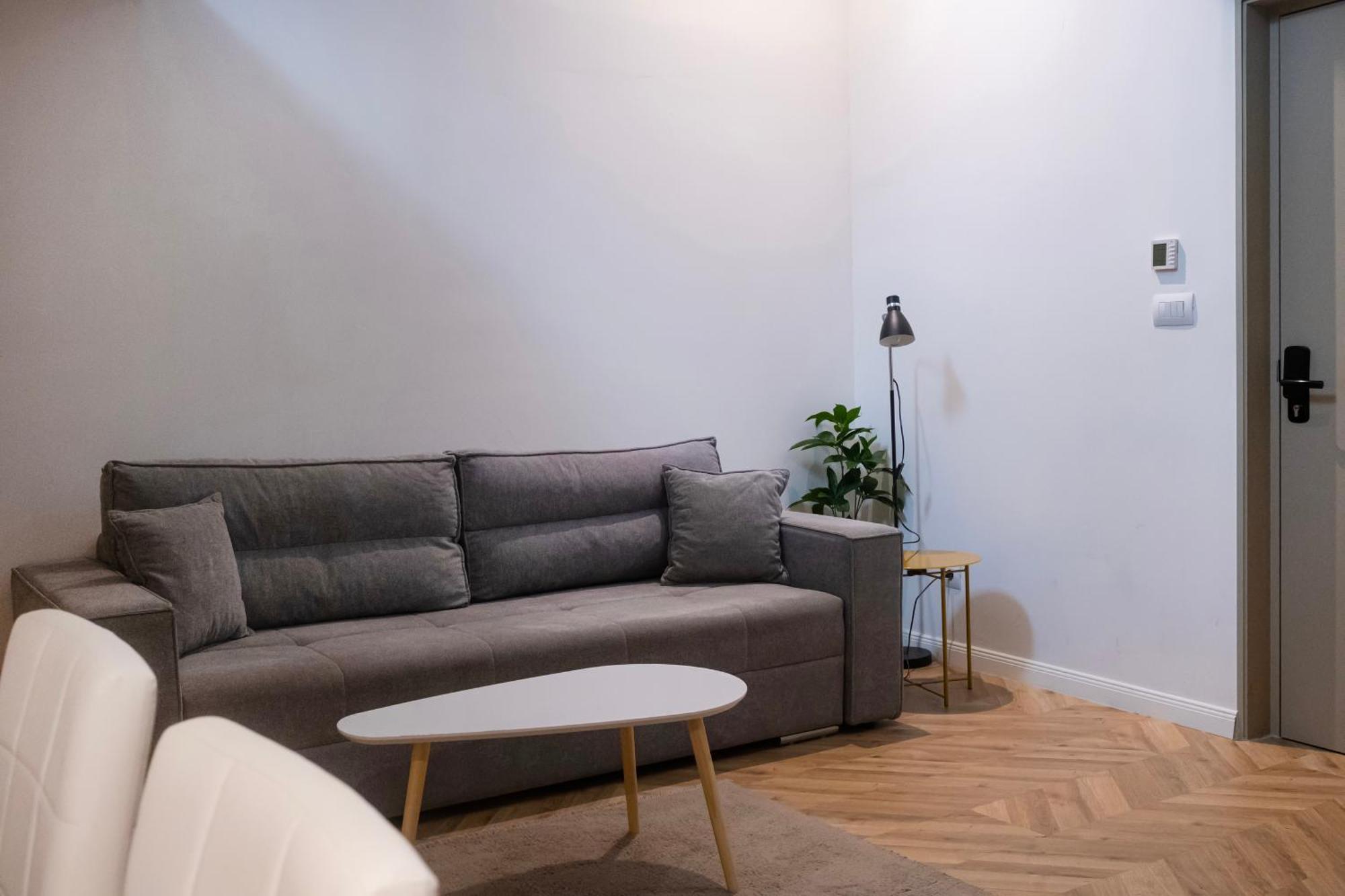 Nam Hotel Prizren Esterno foto