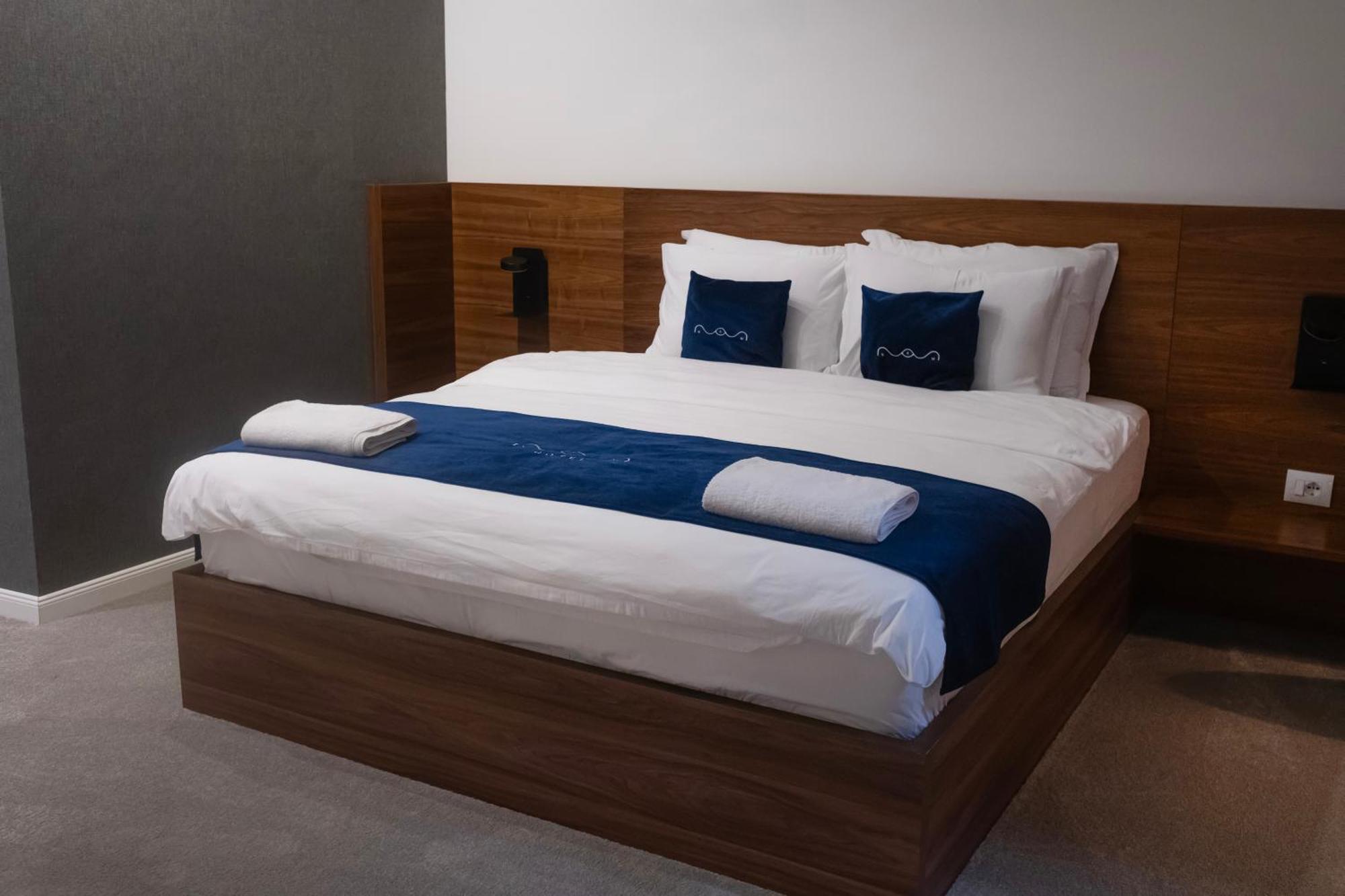 Nam Hotel Prizren Esterno foto